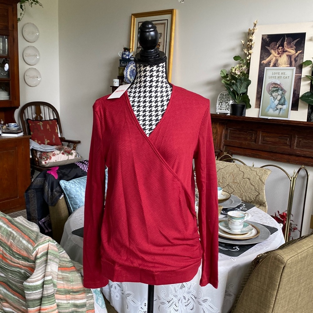 NWT AMASOO Burgundy Top Size L